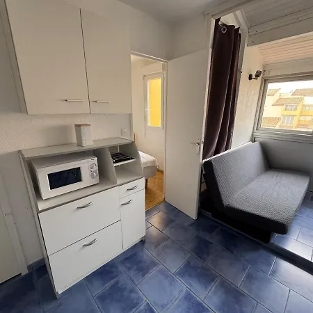 Apartman 4 Personnes A 50 M De La *