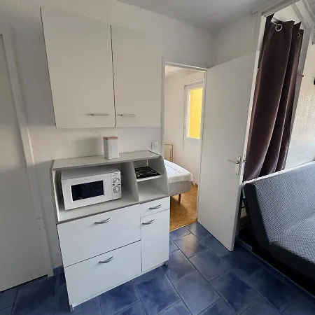 4 Personnes A 50 M De La Apartamento *