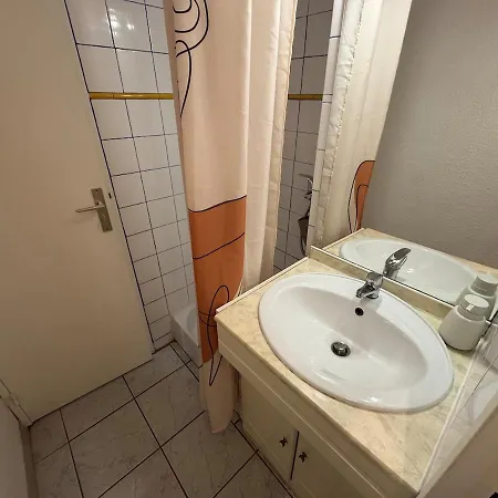 Apartamento 4 Personnes A 50 M De La Narbona