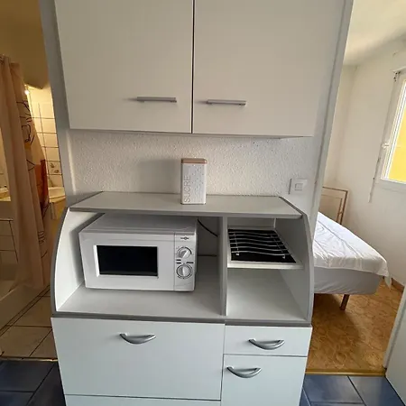 Apartment 4 Personnes A 50 M De La *